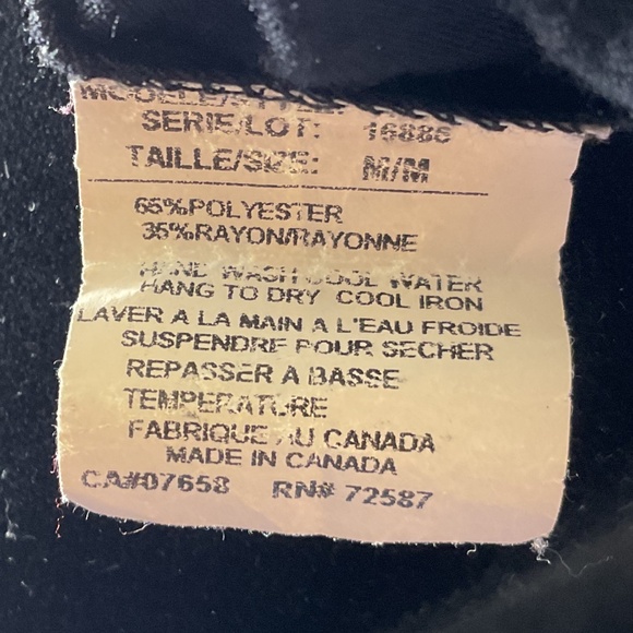 Black Shirt With Attached Belt/Tie Mid Waist/Flowing Sweep On Bottom/Scoop Neck - Picture 9 of 9